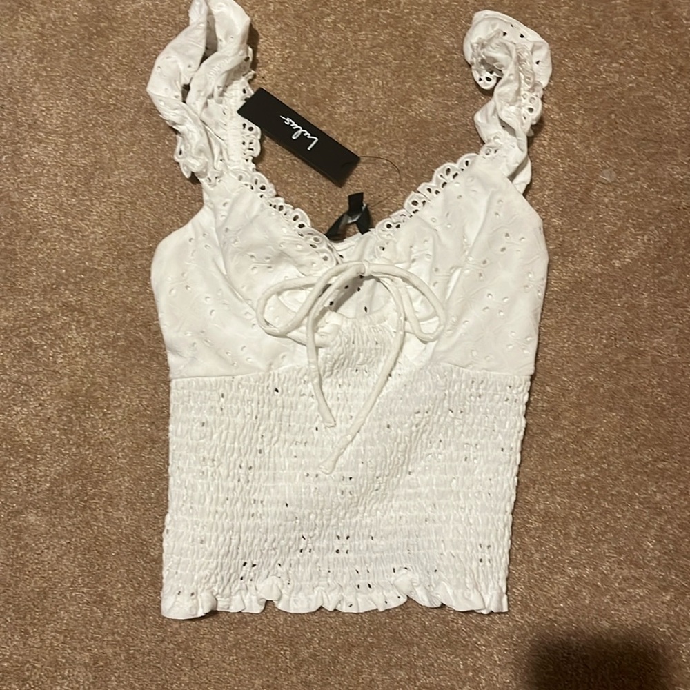 White Eyelet Ruffled Keyhole Smocked Top - Picture 3 of 4